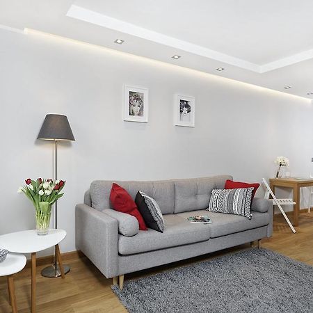 Apartment Powisle Solec ワルシャワ エクステリア 写真