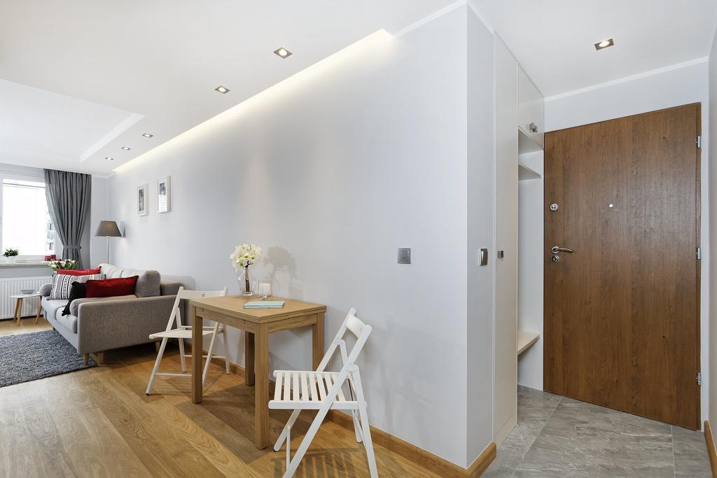 Apartment Powisle Solec ワルシャワ エクステリア 写真